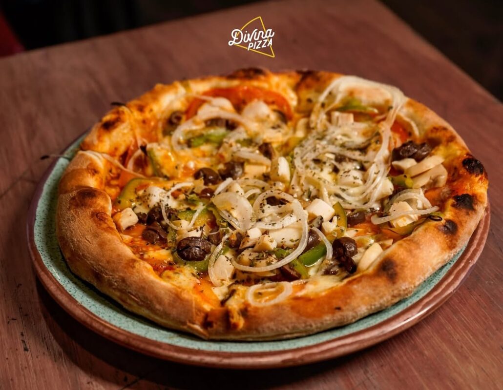 Divina Pizza