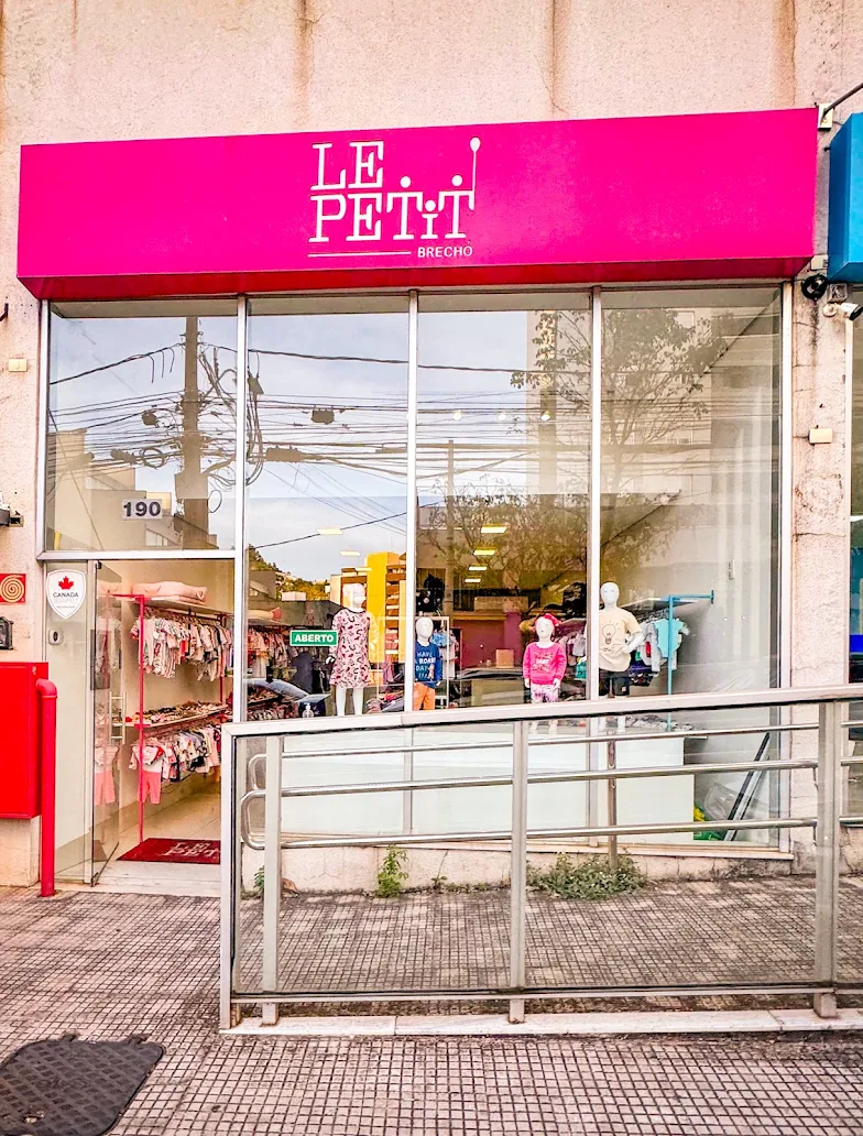 Le Petit Brechó